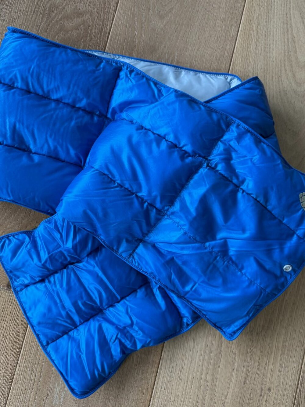 Stio Down Scarf w snap